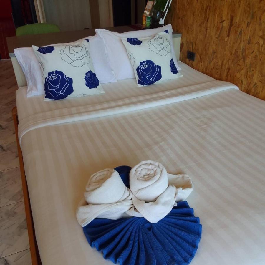 Kipbox Hotel Trang Esterno foto